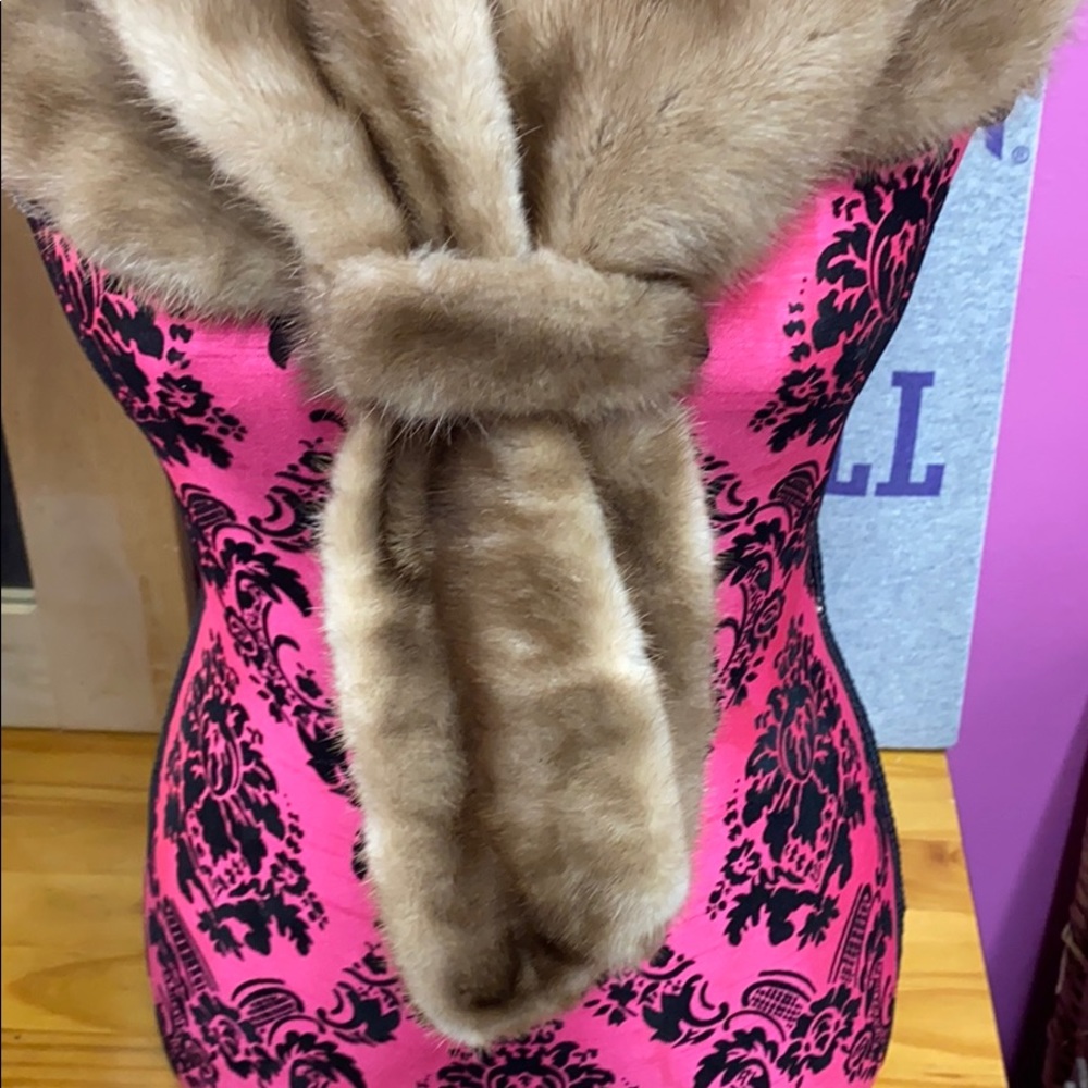 1930 Wrap Mink - image 2